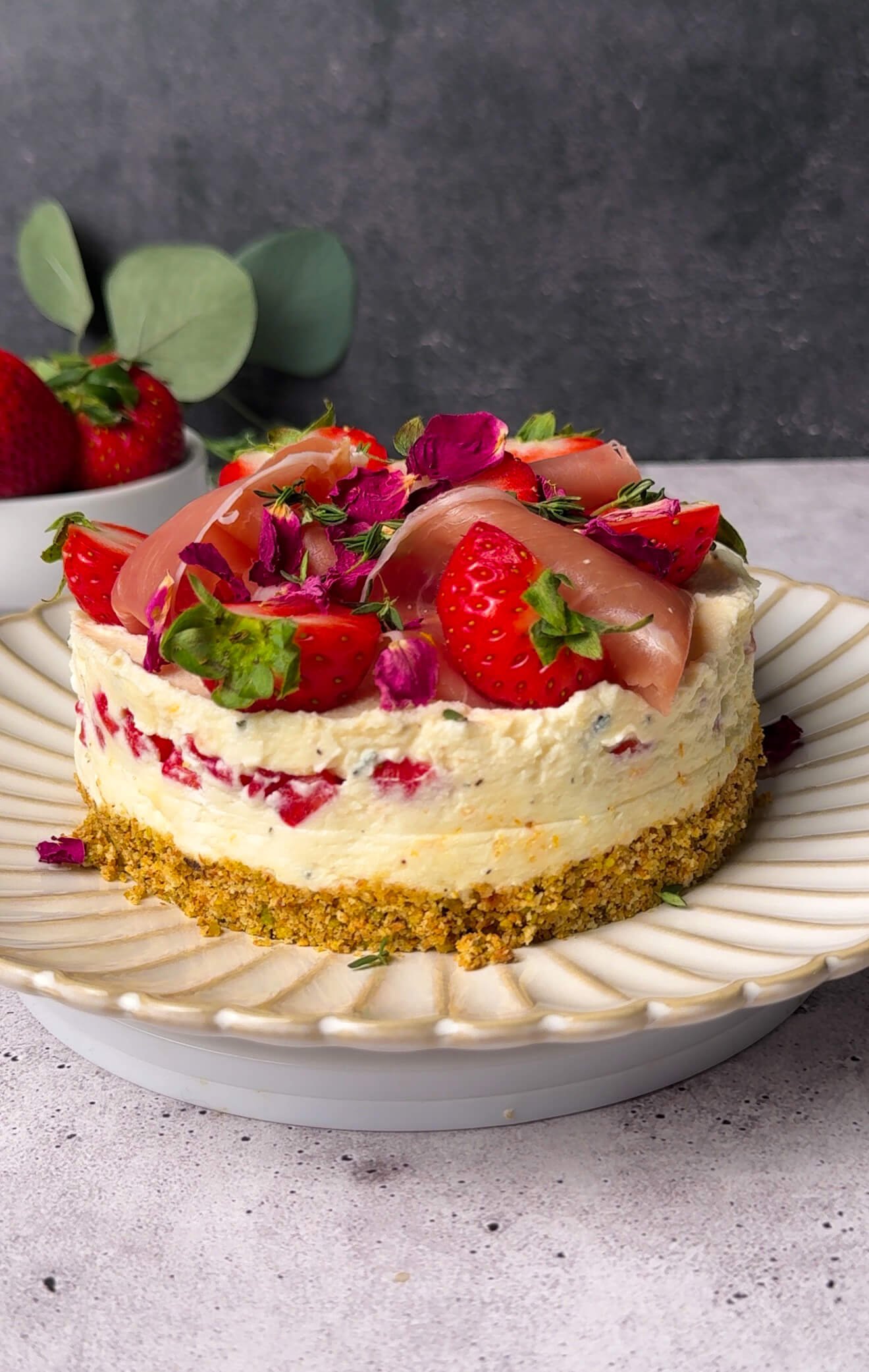 Sweet and savory strawberry prosciutto cheesecake dip with creamy ricotta filling and pistachio crust – elegant strawberry appetizer recipe